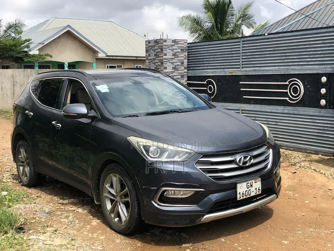 Hyundai Santa Fe 2016 Black