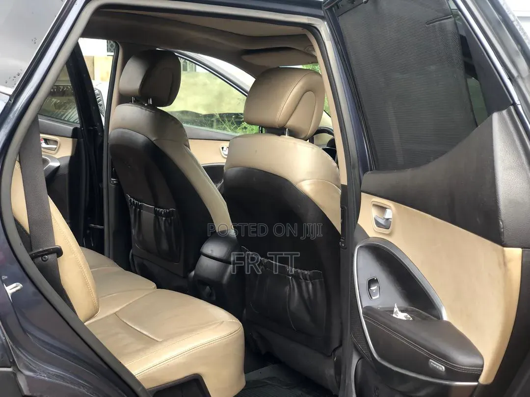 Hyundai Santa Fe 2016 Black