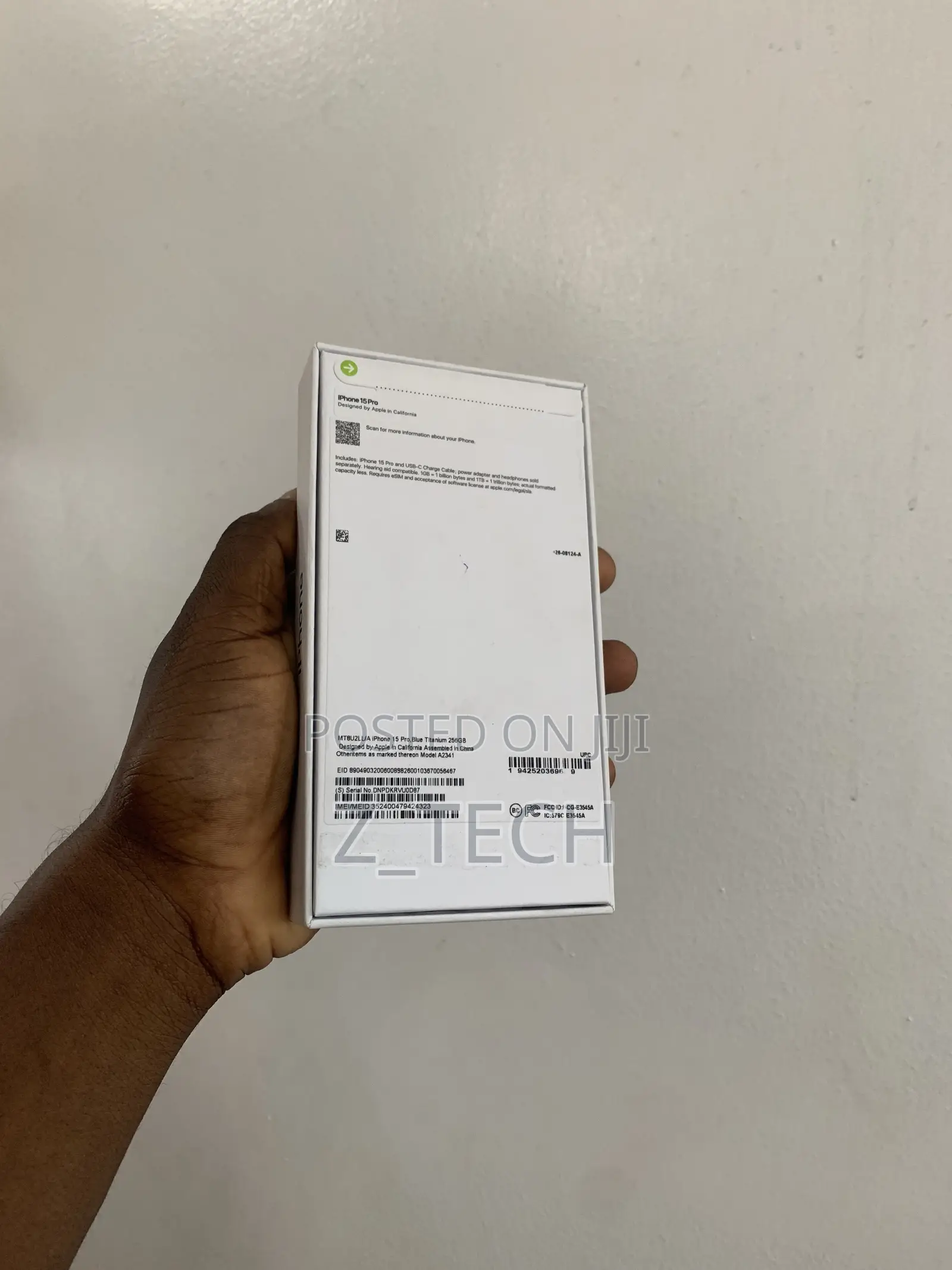 New Apple iPhone 15 Pro 256 GB Black