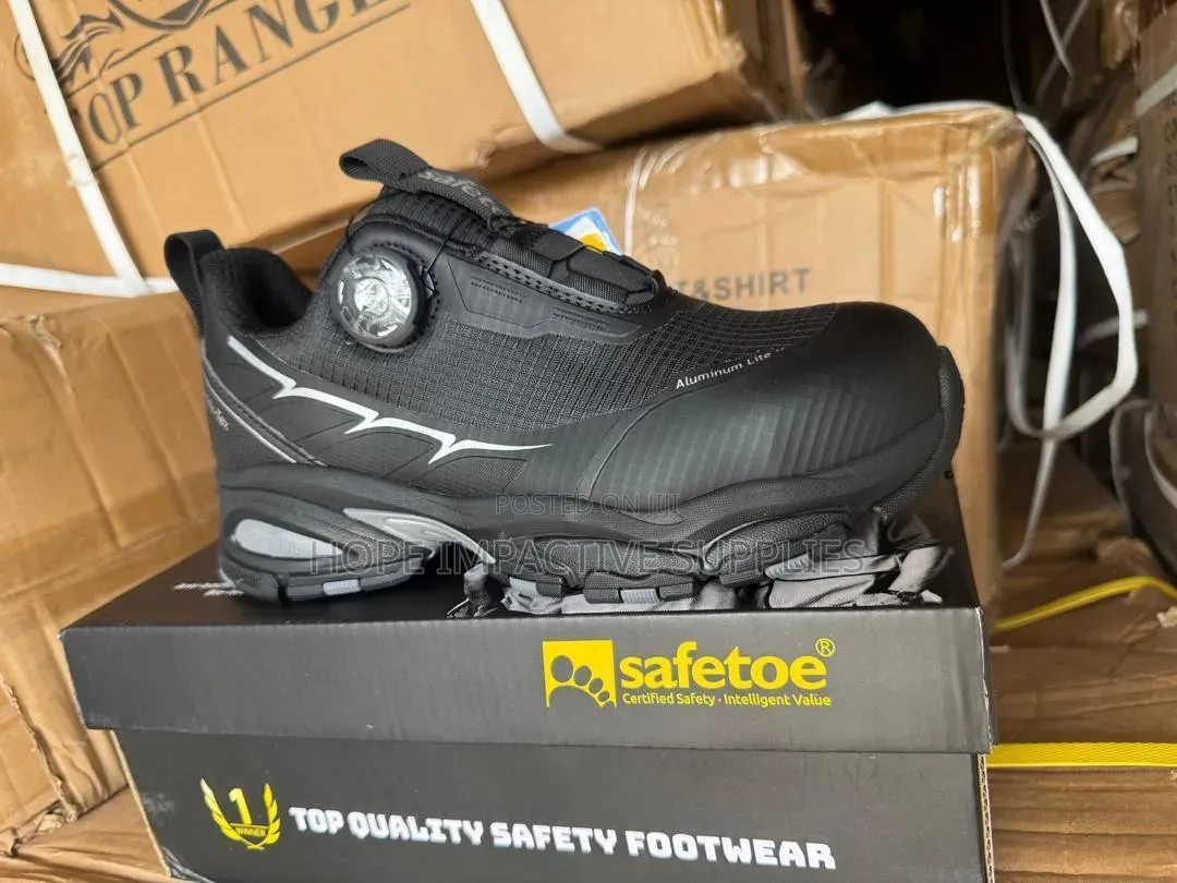 New Safetoe Safety Boot <> Premium Quality.