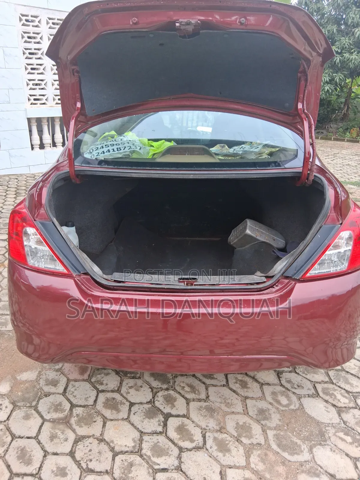 Nissan Versa 2016 Red