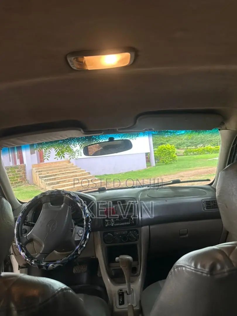 Toyota Corolla 1.4 D Automatic 2004 Silver