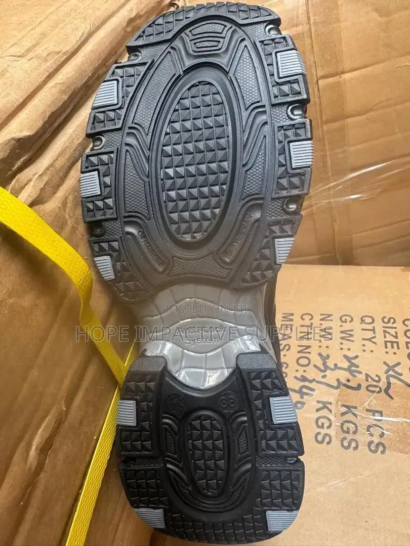 New Safetoe Safety Boot <> Premium Quality.