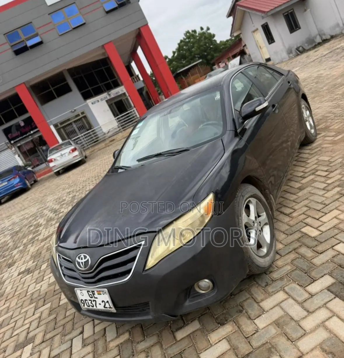 Toyota Camry LE 4dr Sedan (2.5L 4cyl 6A) 2011 Black