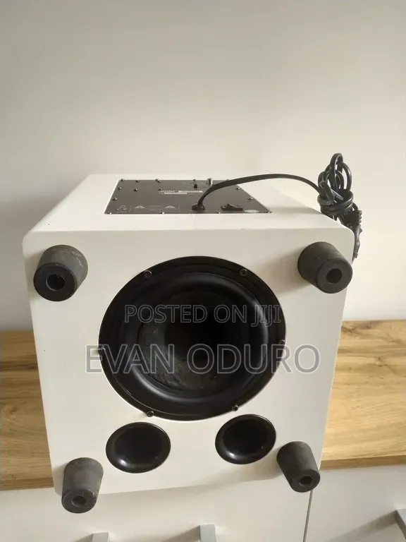 Powerful Tueful Active Sub-Woofer With Dual Port Avr/Sounds System