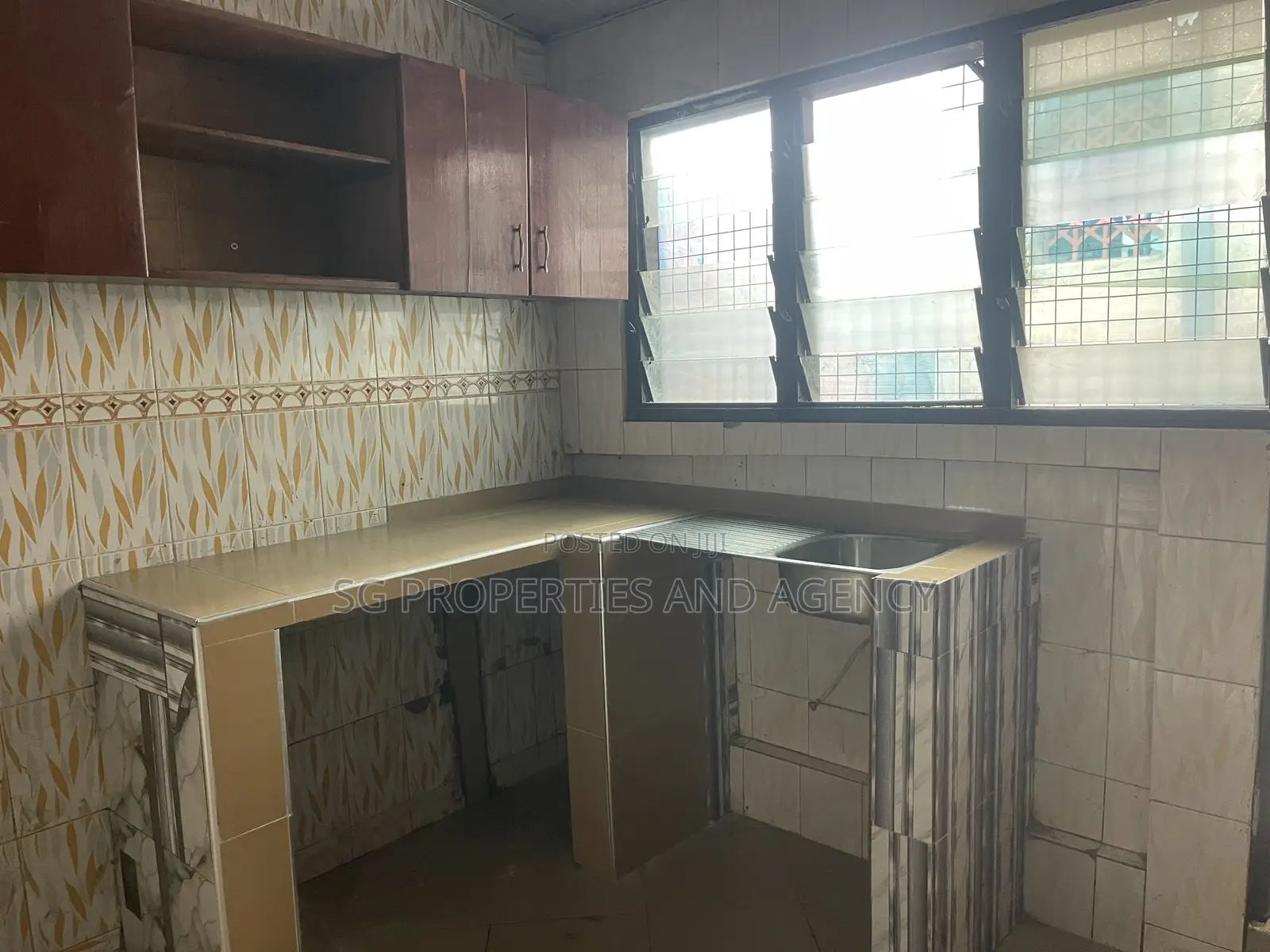 1bdrm Apartment in Spintex, Baatsona Total for rent