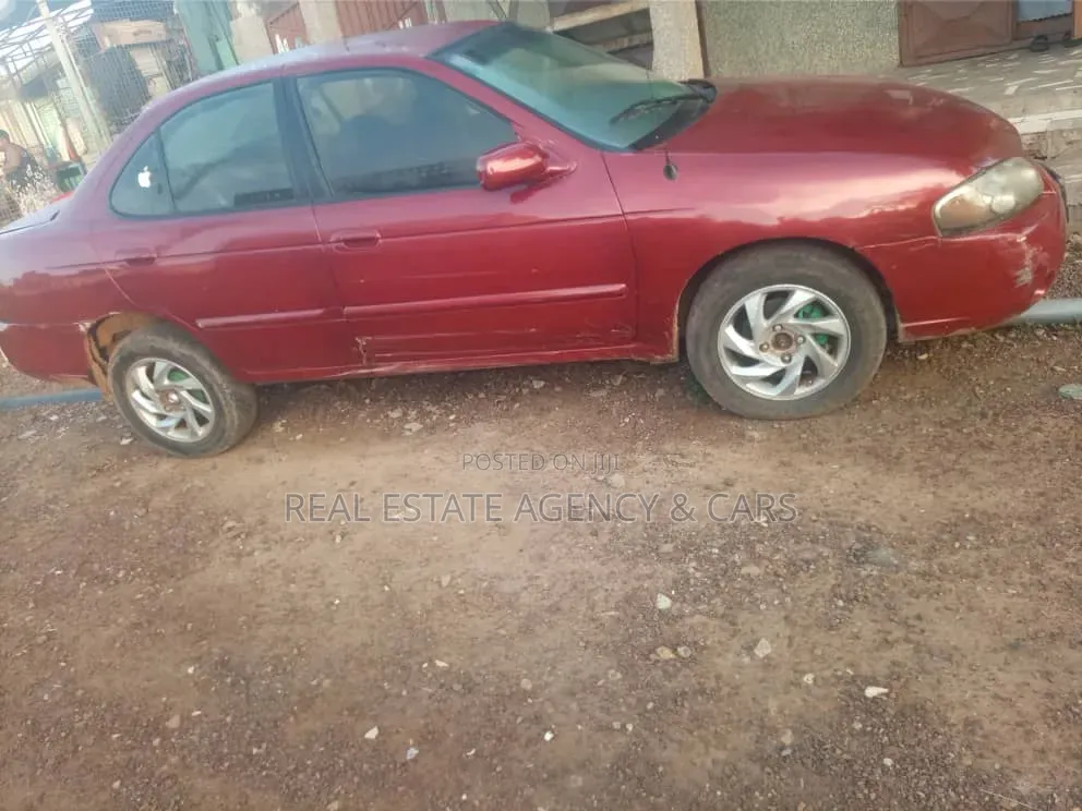 Nissan Sentra 2006 Red