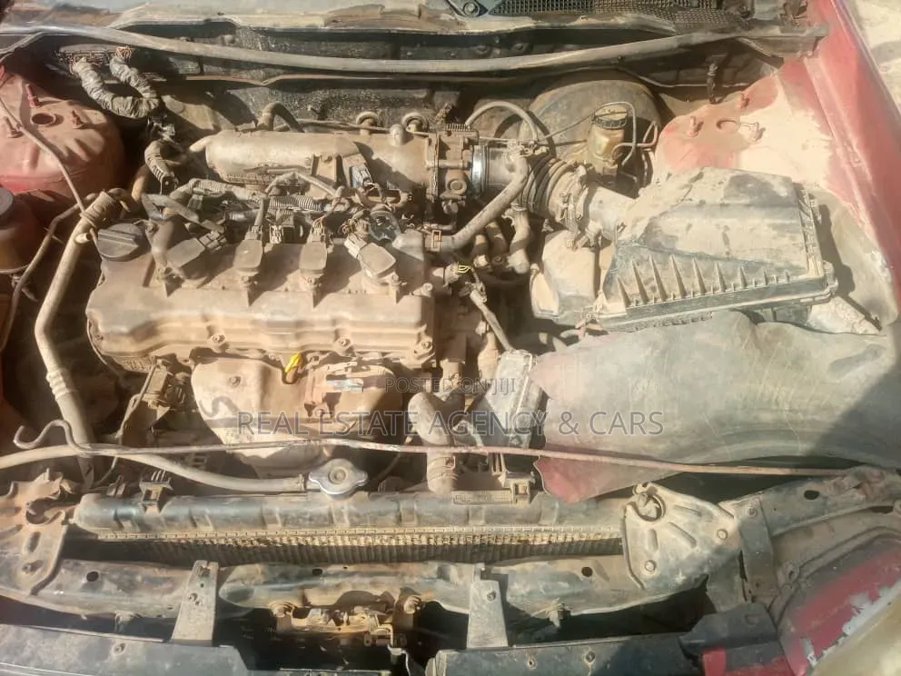 Nissan Sentra 2006 Red