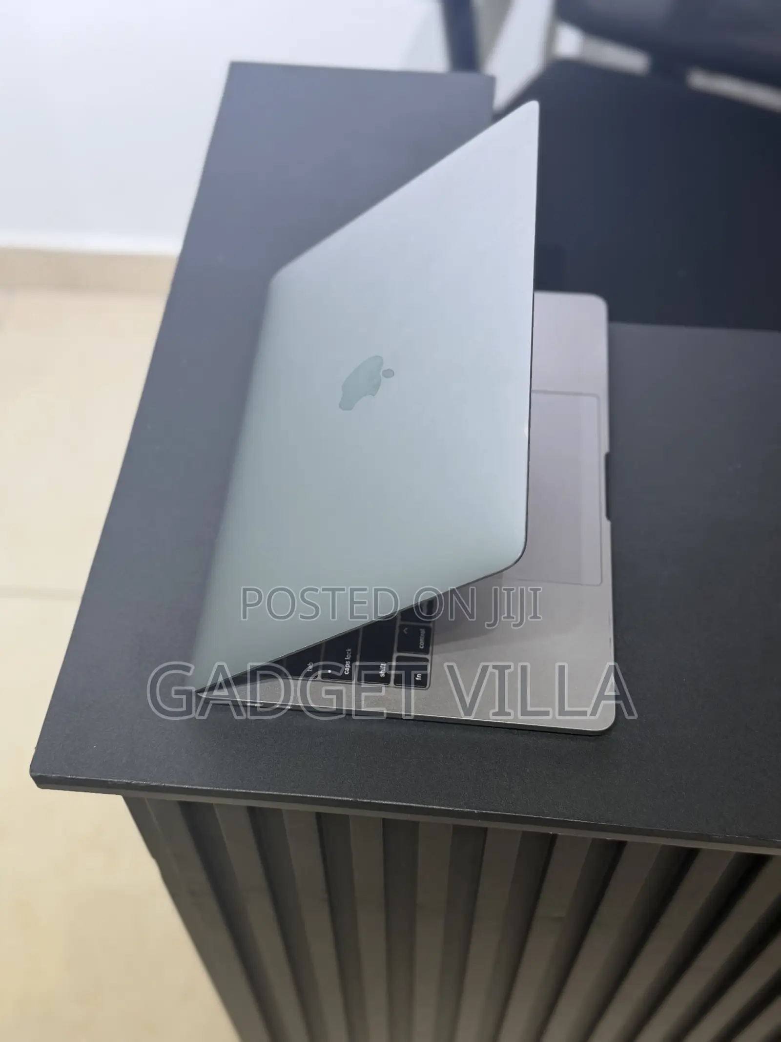 Laptop Apple MacBook Pro 2018 16GB Intel Core i5 SSD 512GB