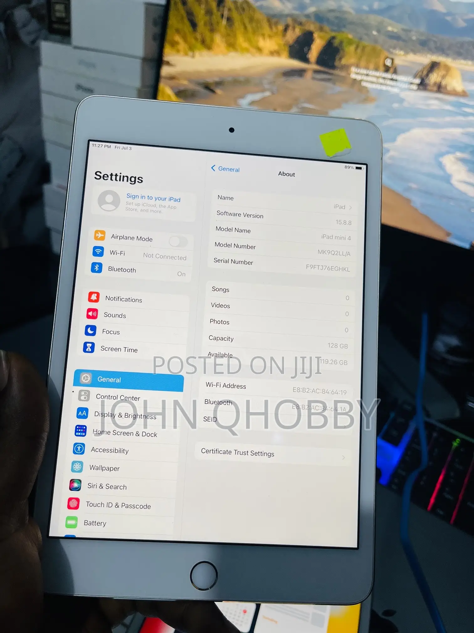 Apple iPad mini 4 128 GB Yellow