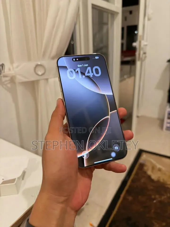 Apple iPhone 15 Pro Max 256 GB Silver