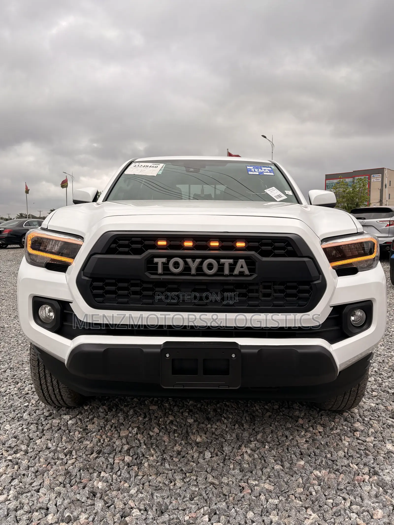 New Toyota Tacoma SR Double Cab 5' Bed V6 AT 2023 White