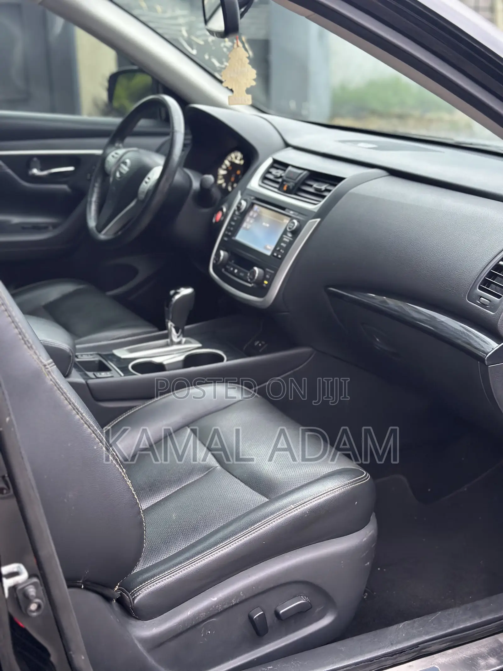 Nissan Altima 2.5 SL 2016 Black