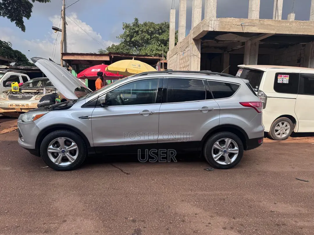 Ford Escape 2022 Silver