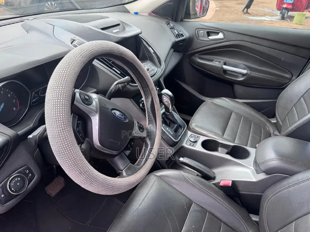 Ford Escape 2022 Silver