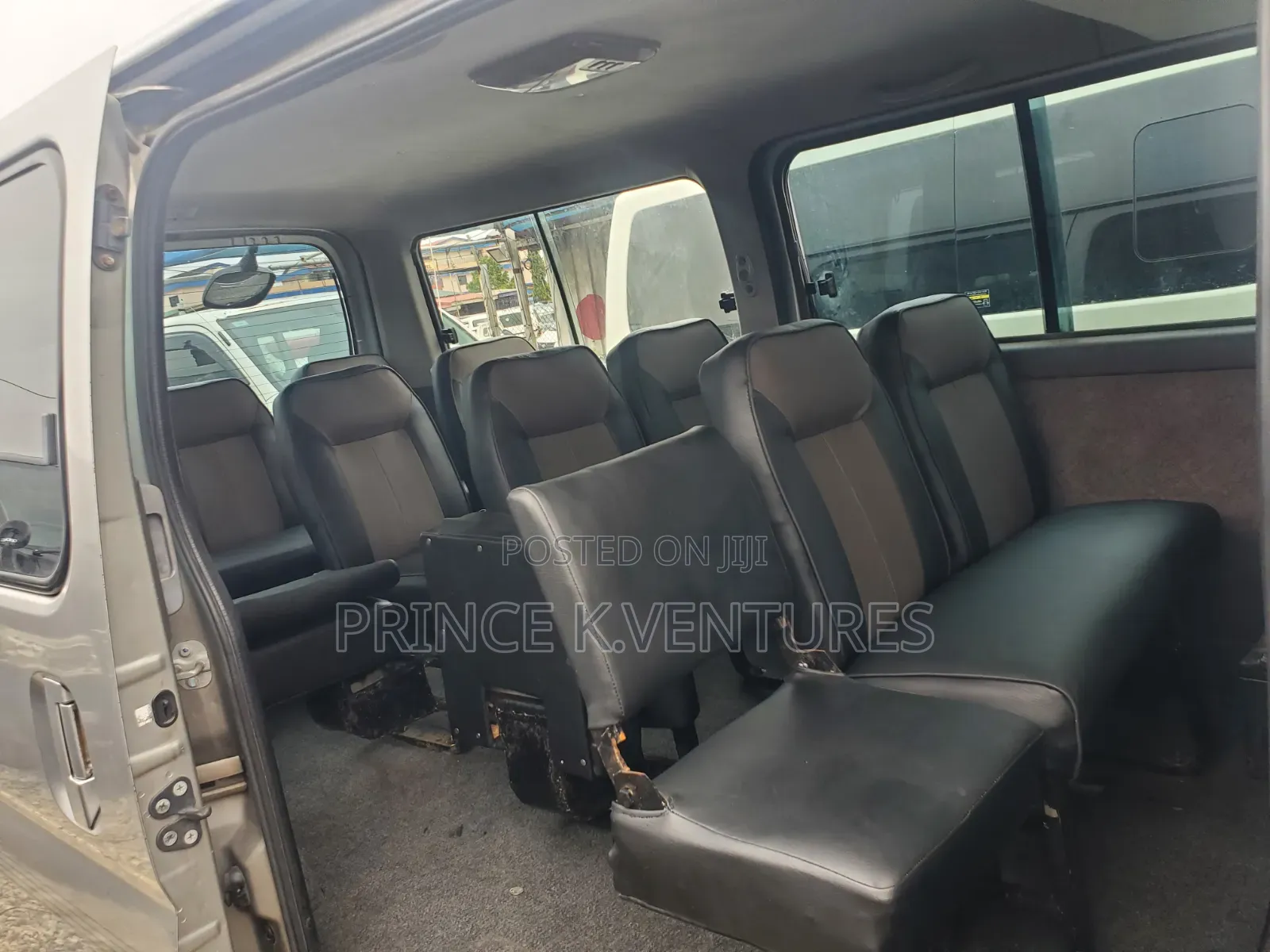 Nissan Caravan (Urvan) 2006 Silver