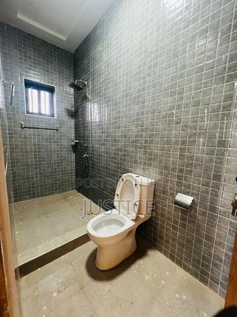1bdrm Room & Parlour in Pnt Pantang, Boi for rent