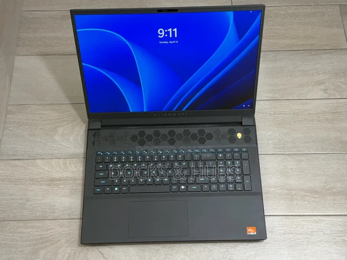 Laptop Dell Allienware M18 R1 32GB AMD SSD 1T