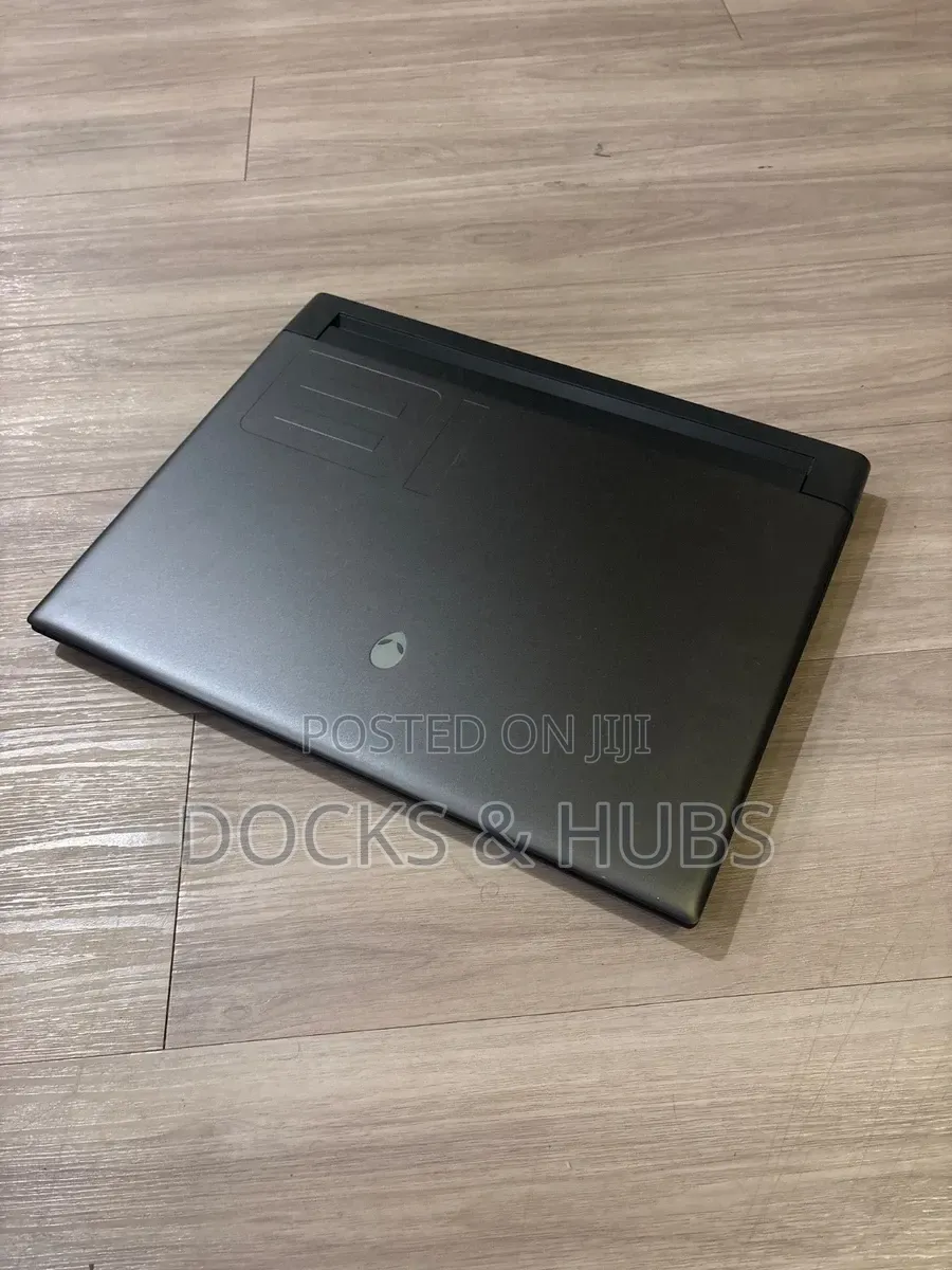 Laptop Dell Allienware M18 R1 32GB AMD SSD 1T