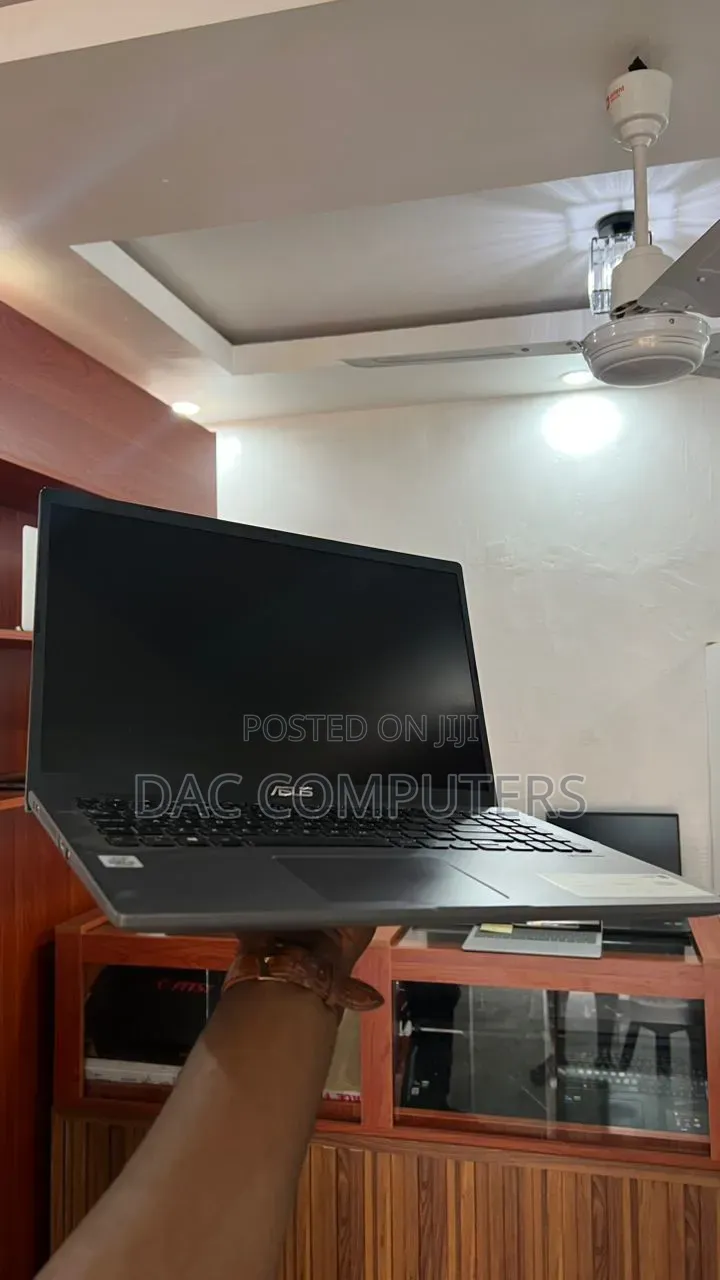 Laptop Asus Vivobook 15 8GB Intel Core i5 SSD 512GB