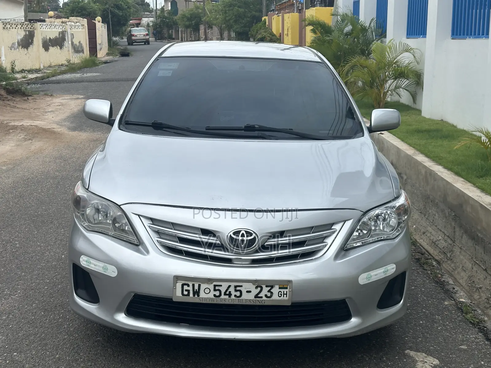 Toyota Corolla LE 4dr Sedan (1.8L 4cyl 4A) 2013 Silver