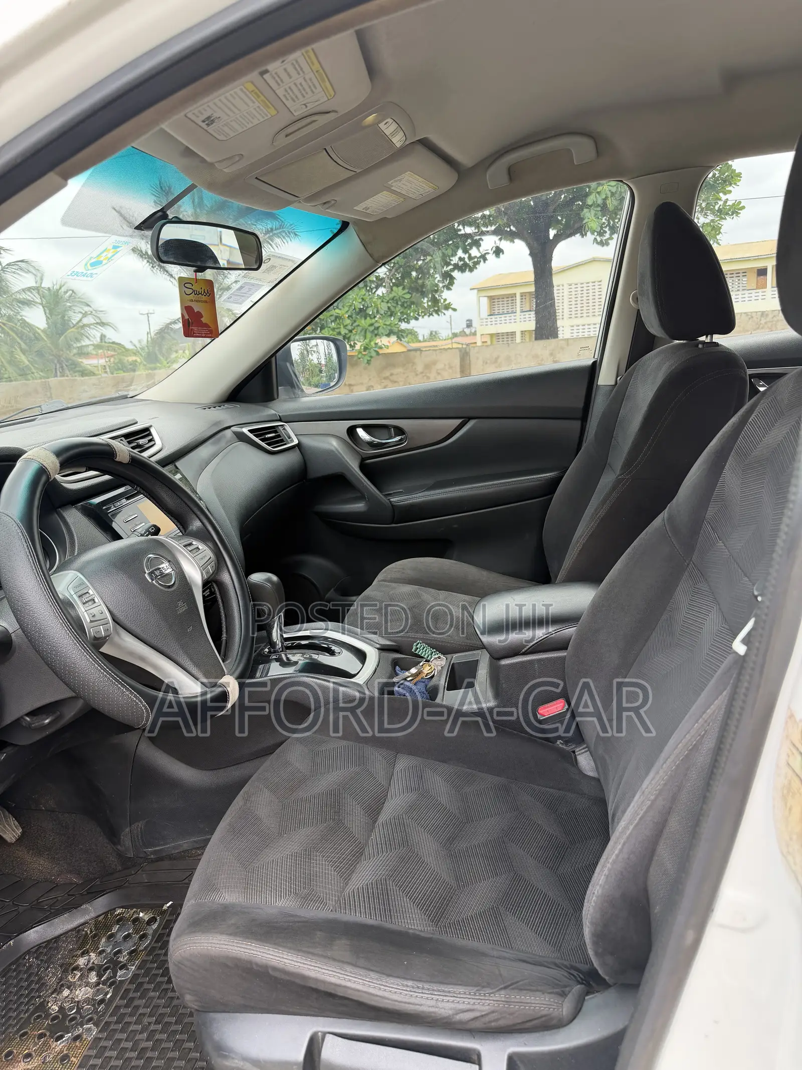 Nissan Rogue S 4dr SUV (2.5L 4cyl CVT) 2014 White