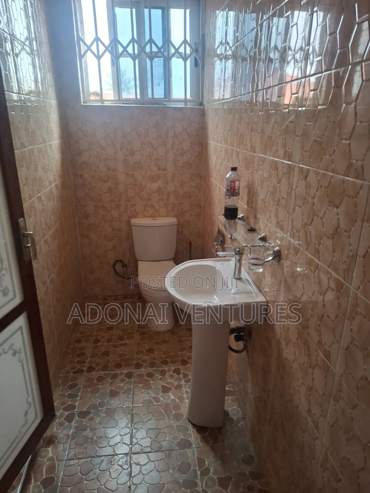 2bdrm Apartment in Sokoban Apaaso, Kumasi Metropolitan for rent