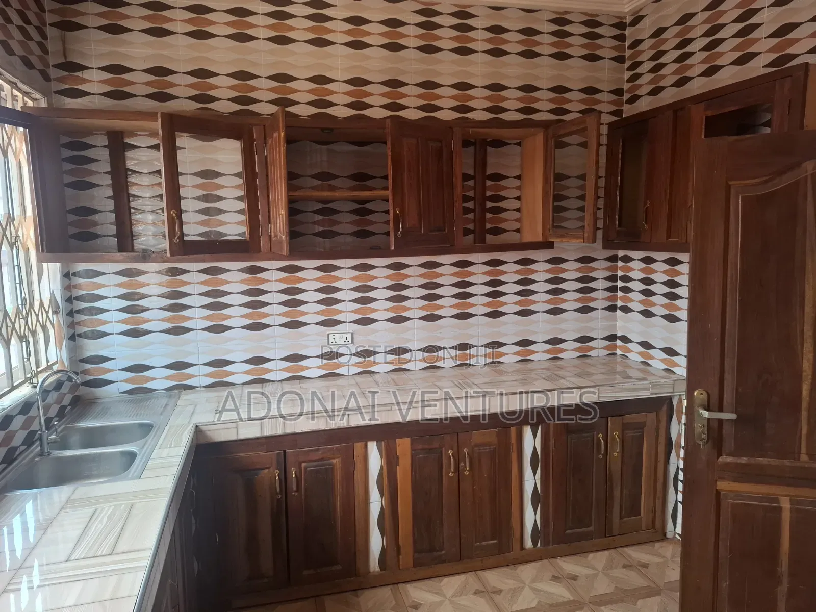 2bdrm Apartment in Sokoban Apaaso, Kumasi Metropolitan for rent