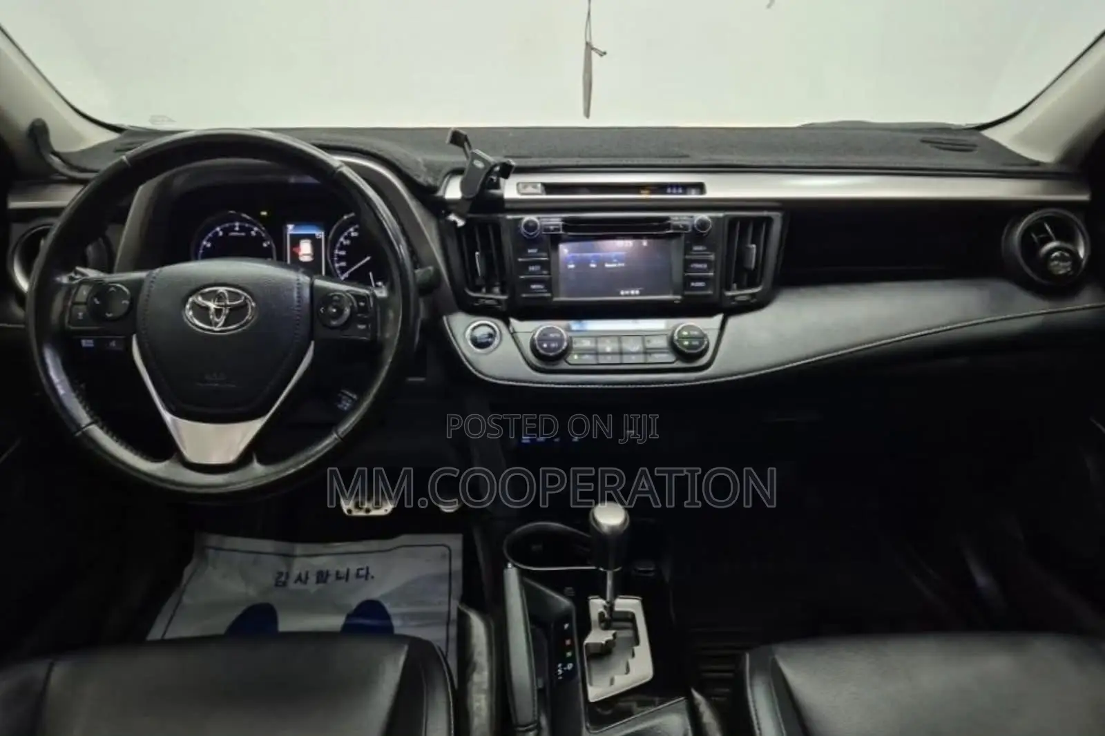 Toyota RAV4 Limited AWD 2019 White