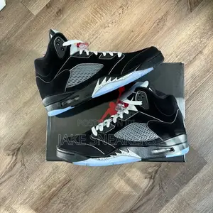 Air Jordan 5 Retro “Black Metallic” – Premium Streetwear Sneaker