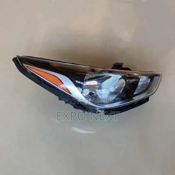Hyundai Accent 2018-2022 Head Light Pair Halogen