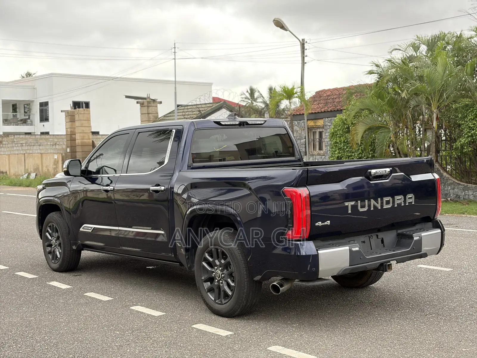 Toyota Tundra 2024 Blue