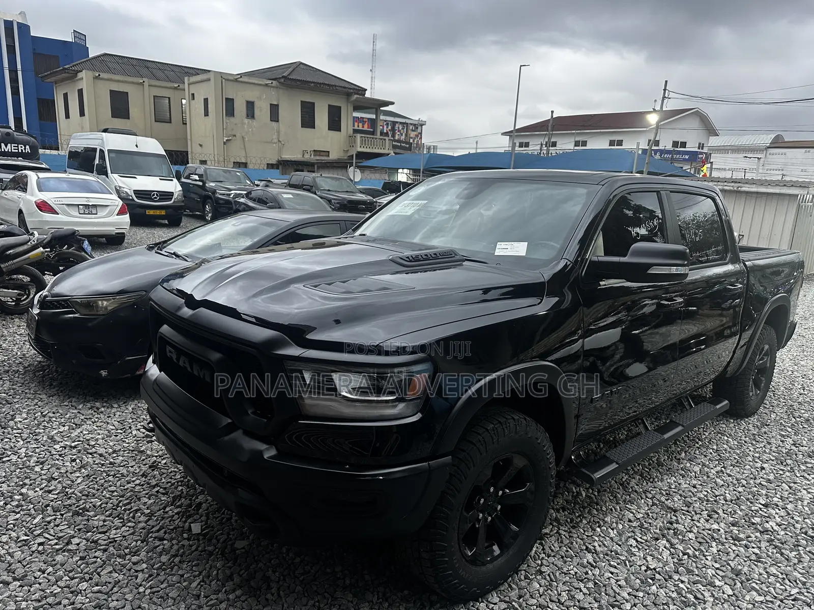 Dodge RAM 2022 Black