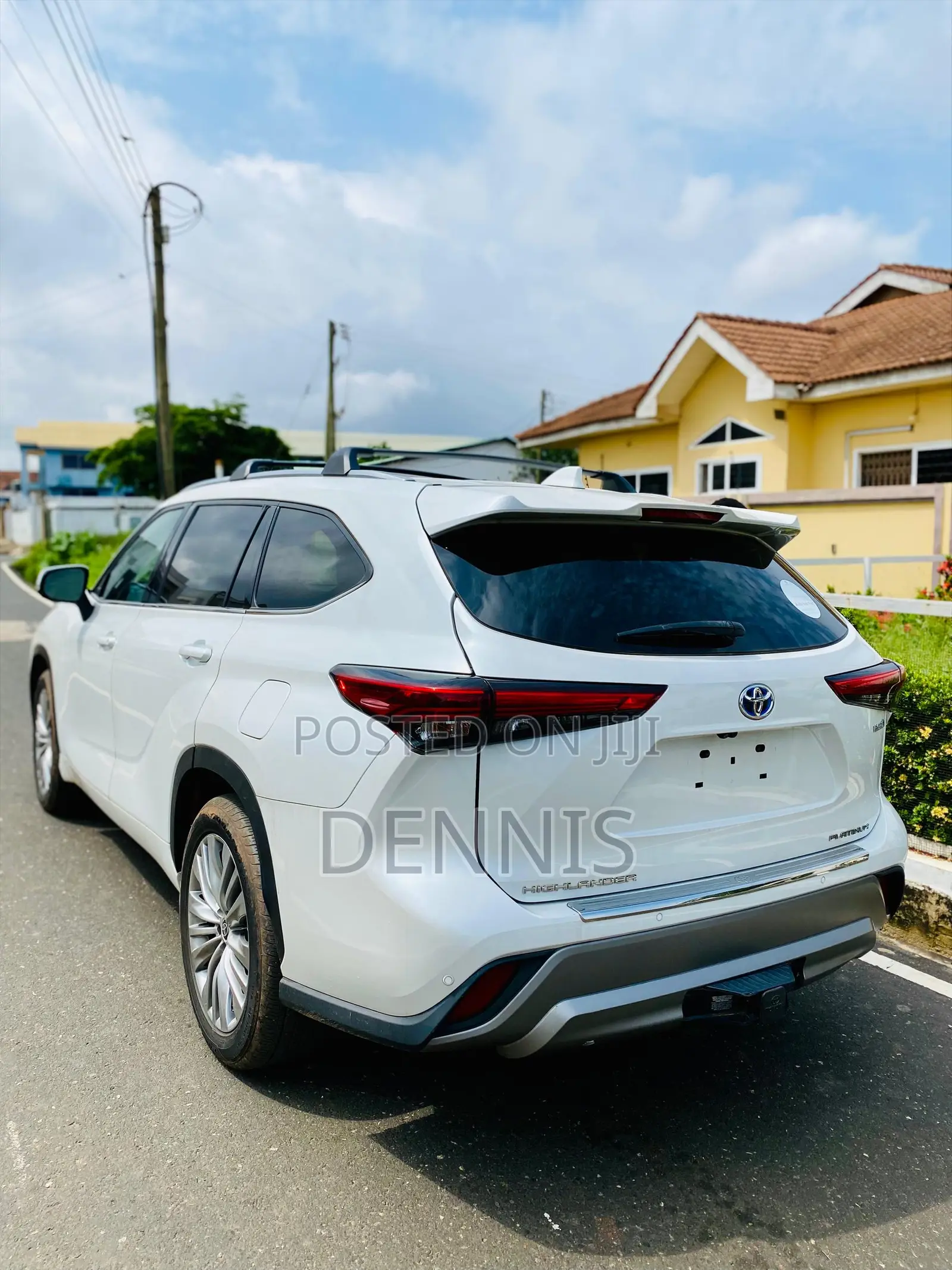 Toyota Highlander Platinum AWD 2023 White