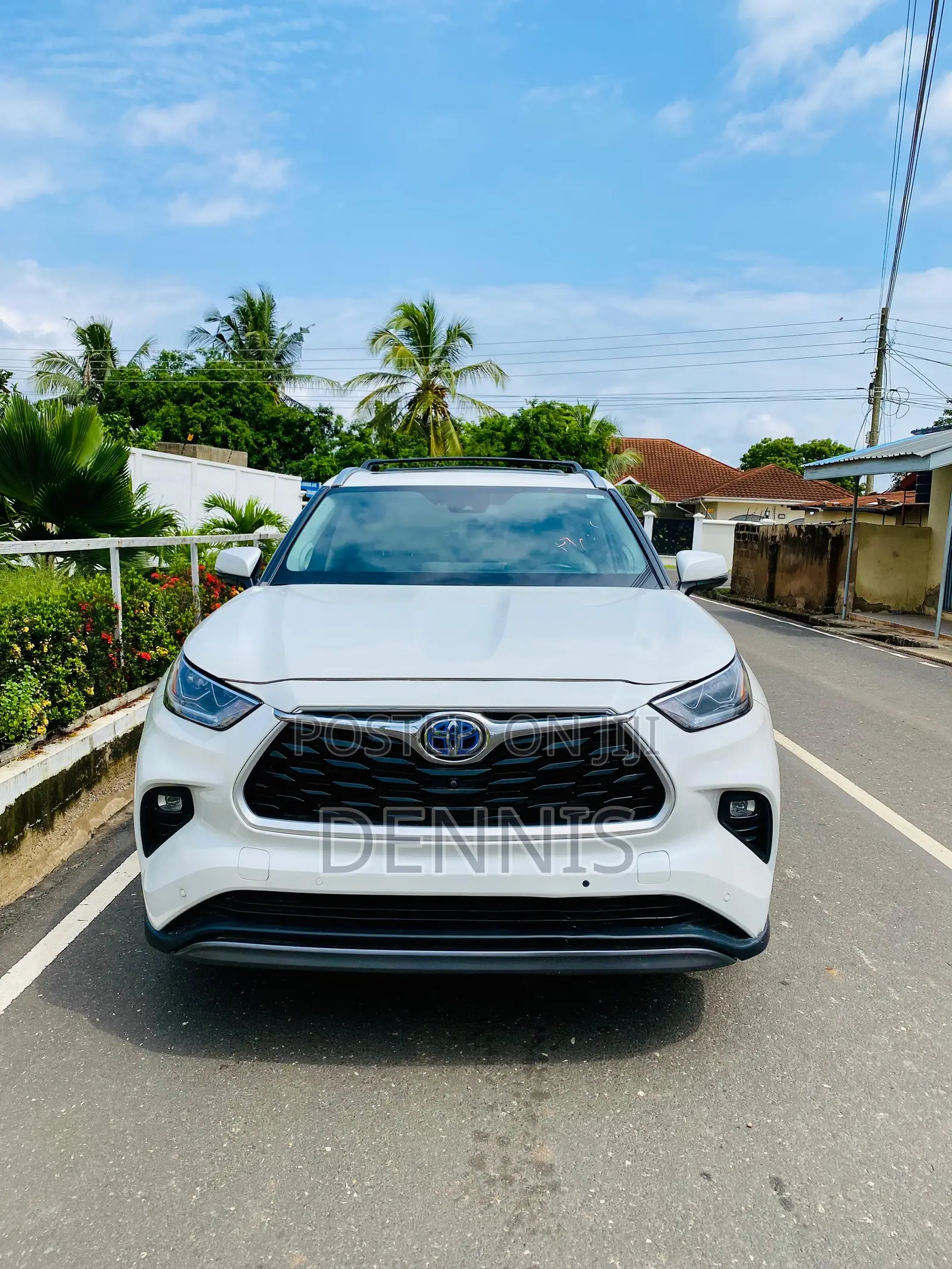 Toyota Highlander Platinum AWD 2023 White