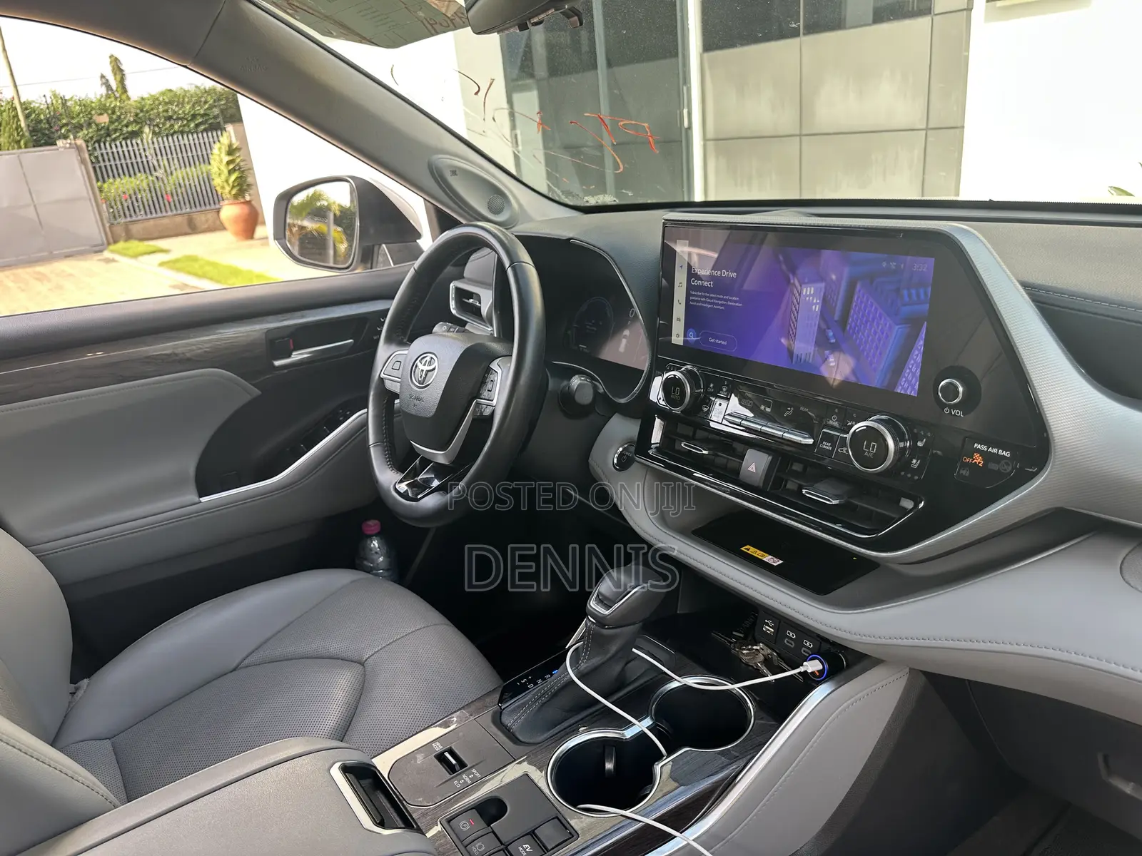Toyota Highlander Platinum AWD 2023 White