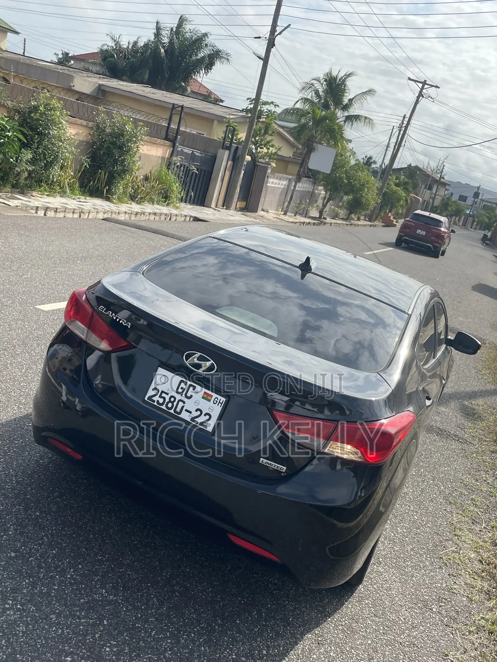Hyundai Elantra Limited Sedan FWD (1.8L 4cyl 6A) 2013 Black