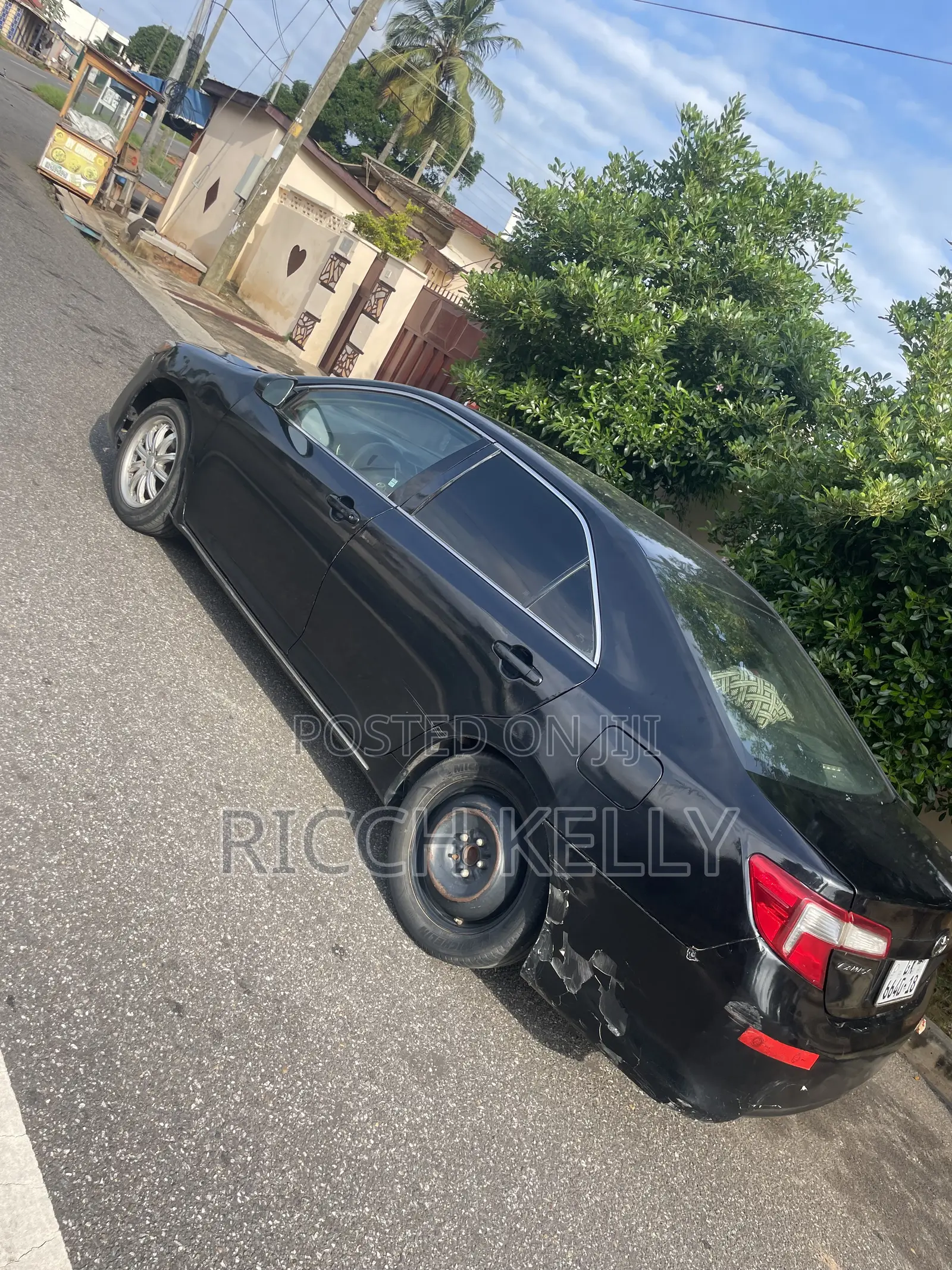 Toyota Camry LE 4dr Sedan (2.5L 4cyl 6A) 2014 Black