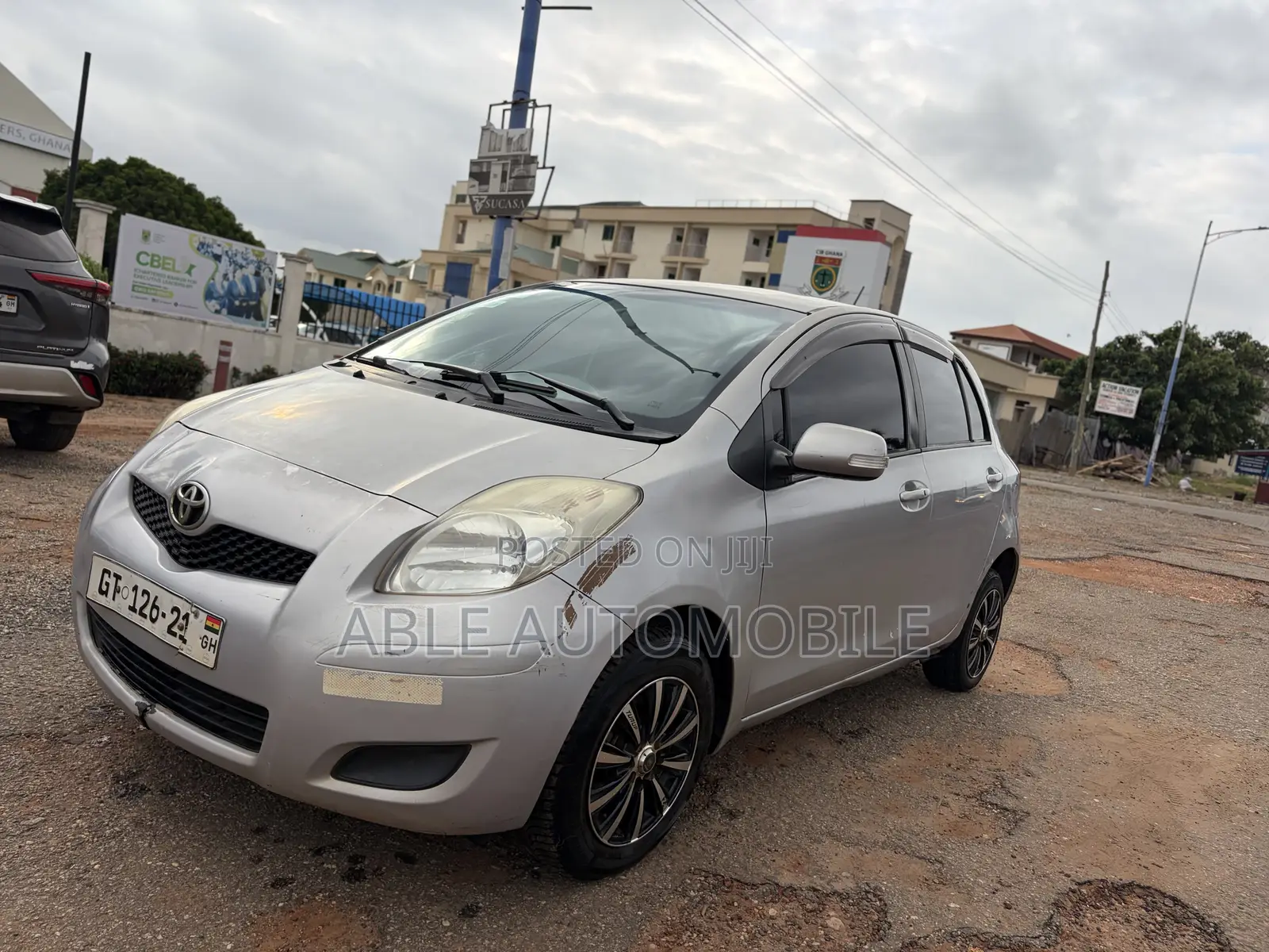 Toyota Vitz 1.3 AWD 5dr 2010 Silver
