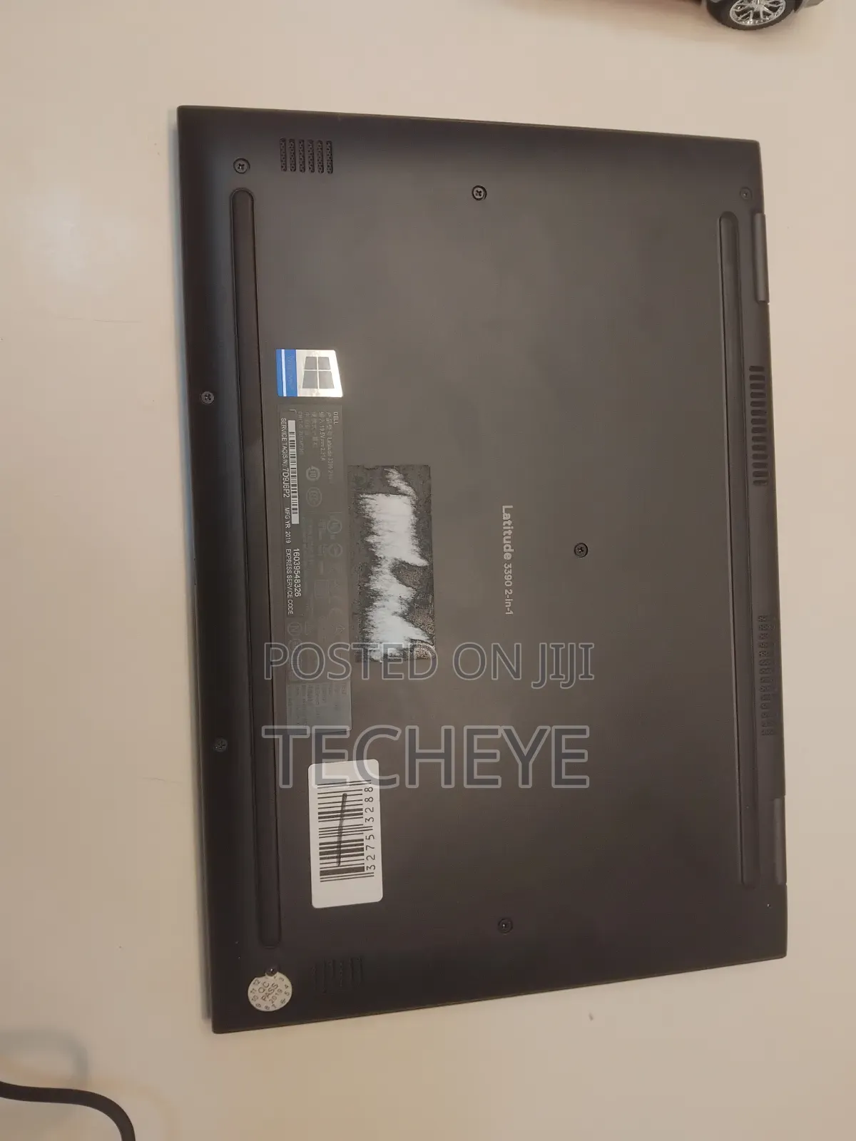 Laptop Dell Latitude 3390 2-in-1 8GB Intel Core i5 SSD 256GB
