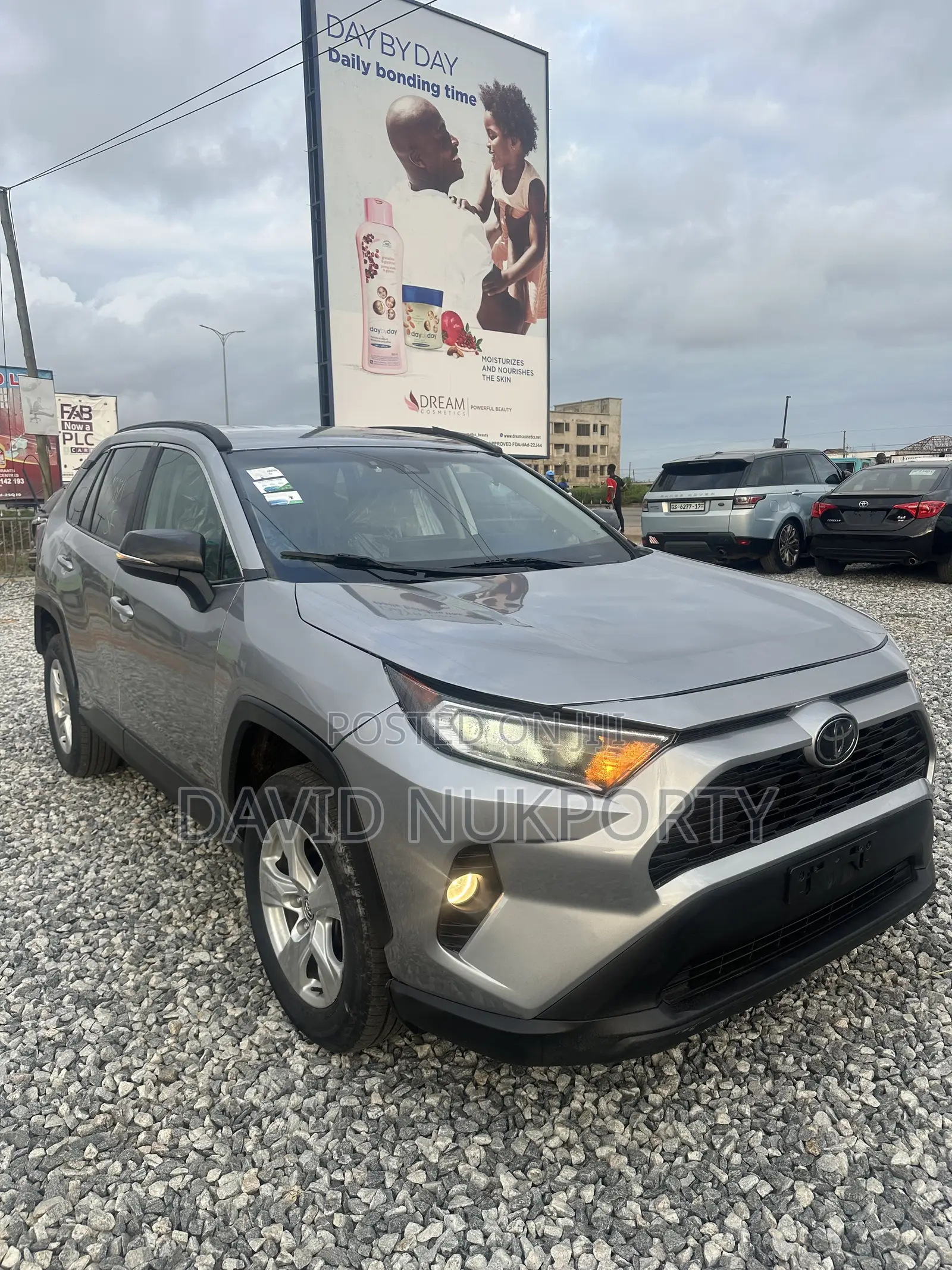 Toyota RAV4 2021 Silver