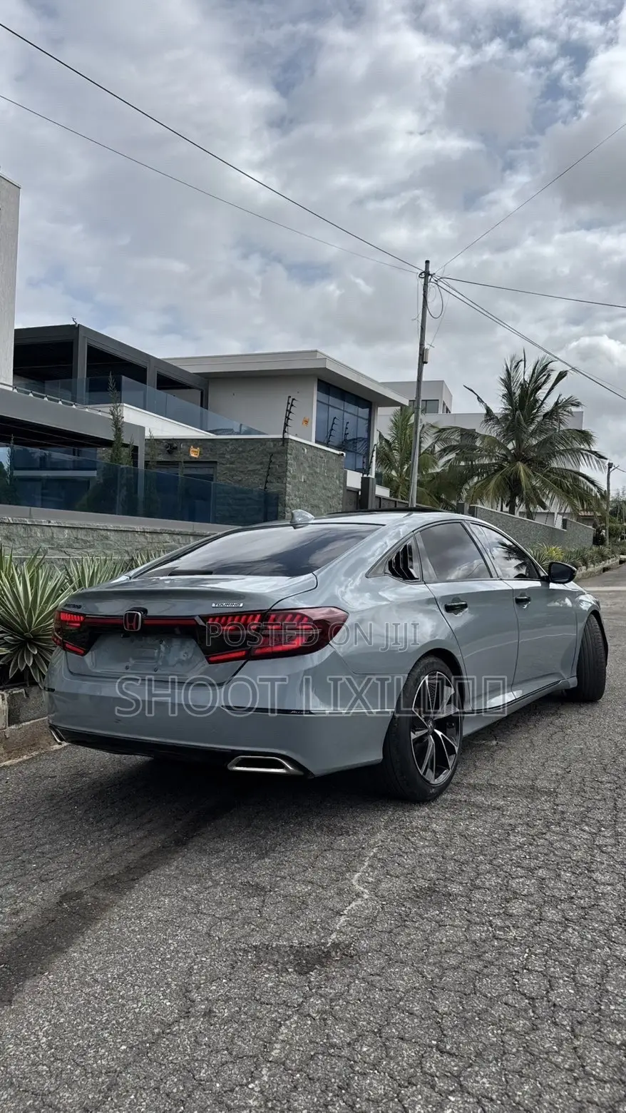 Honda Accord Touring 2018 Blue