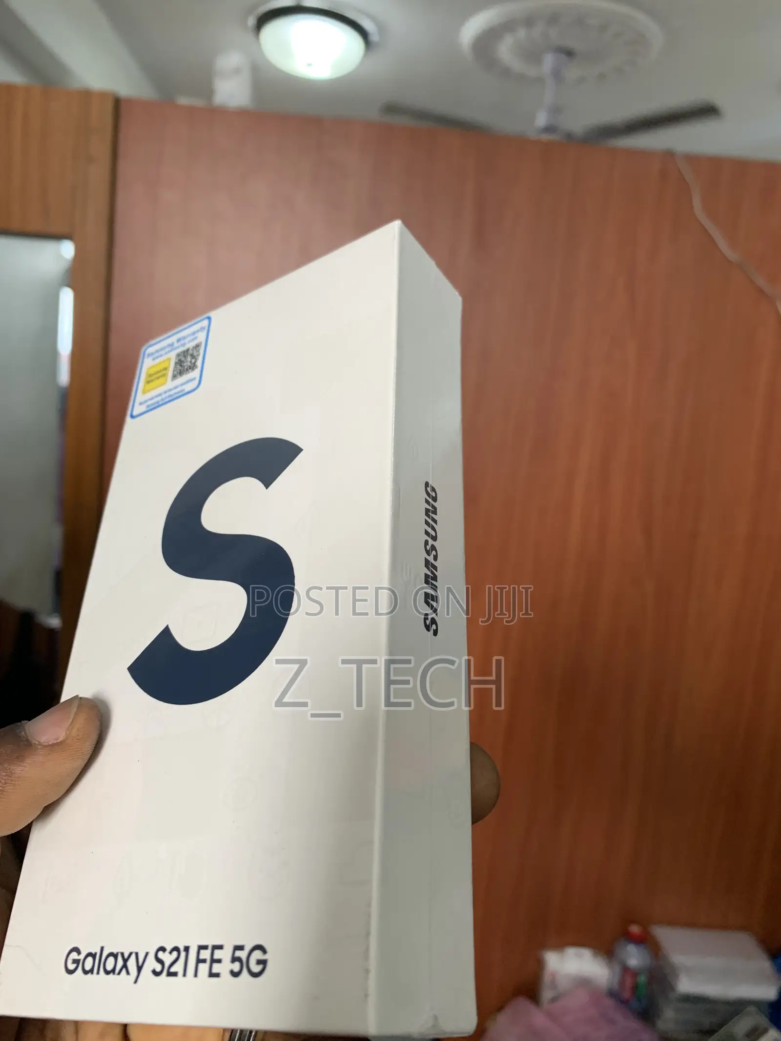 New Samsung Galaxy S21 FE 5G 128 GB Black