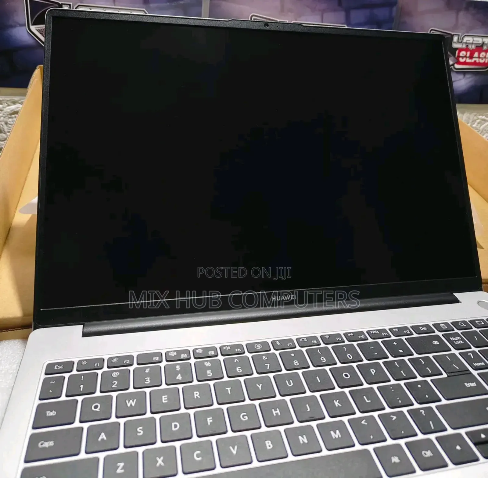 New Laptop Huawei MateBook HZ-W19 16GB Intel Core i5 SSD 512GB