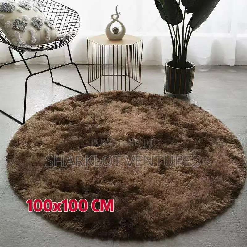 Round Center Fluffy Mat