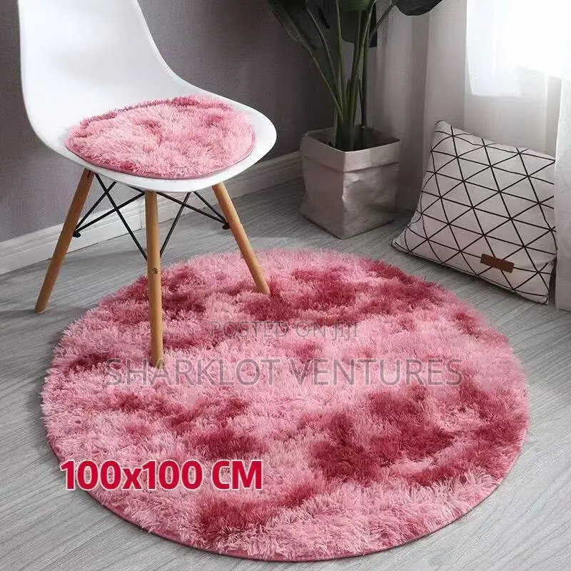 Round Center Fluffy Mat