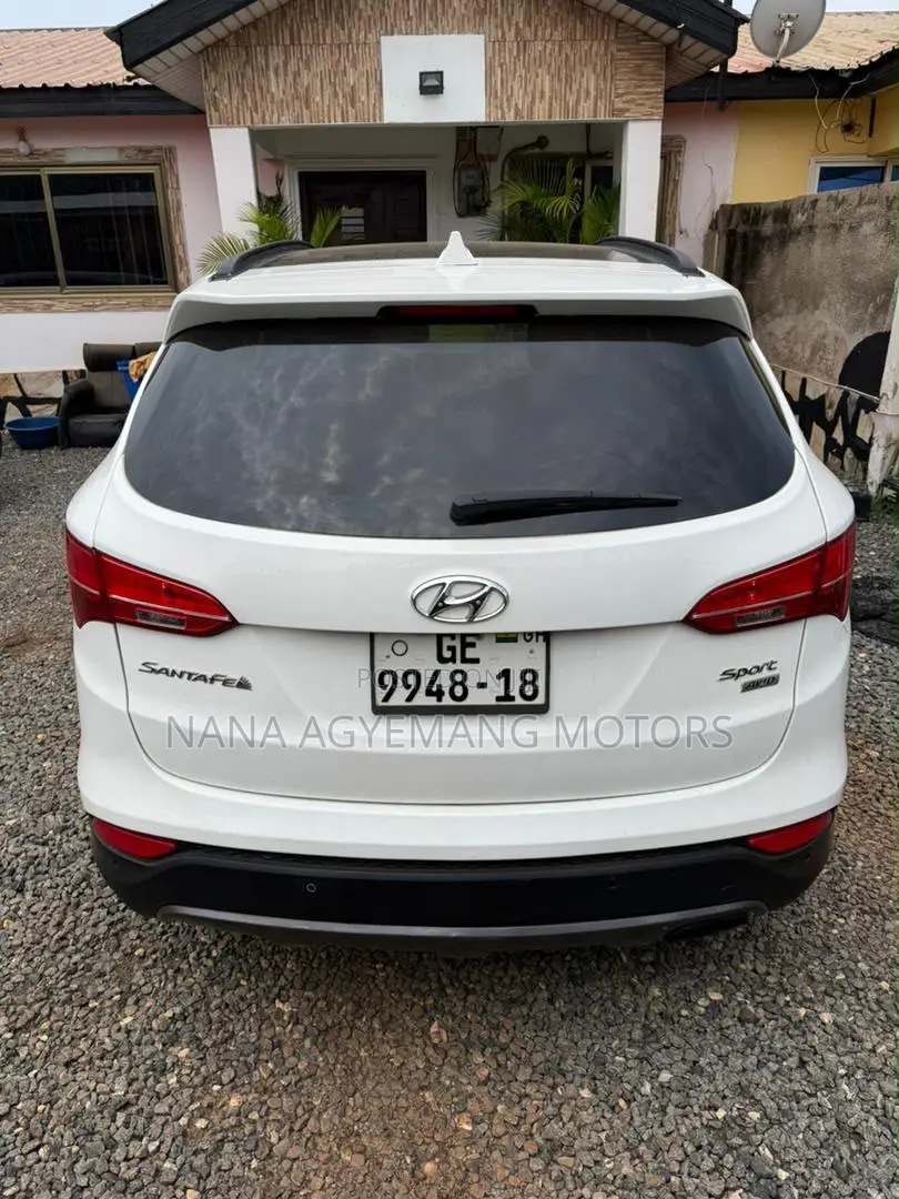 Hyundai Santa Fe 2014 White