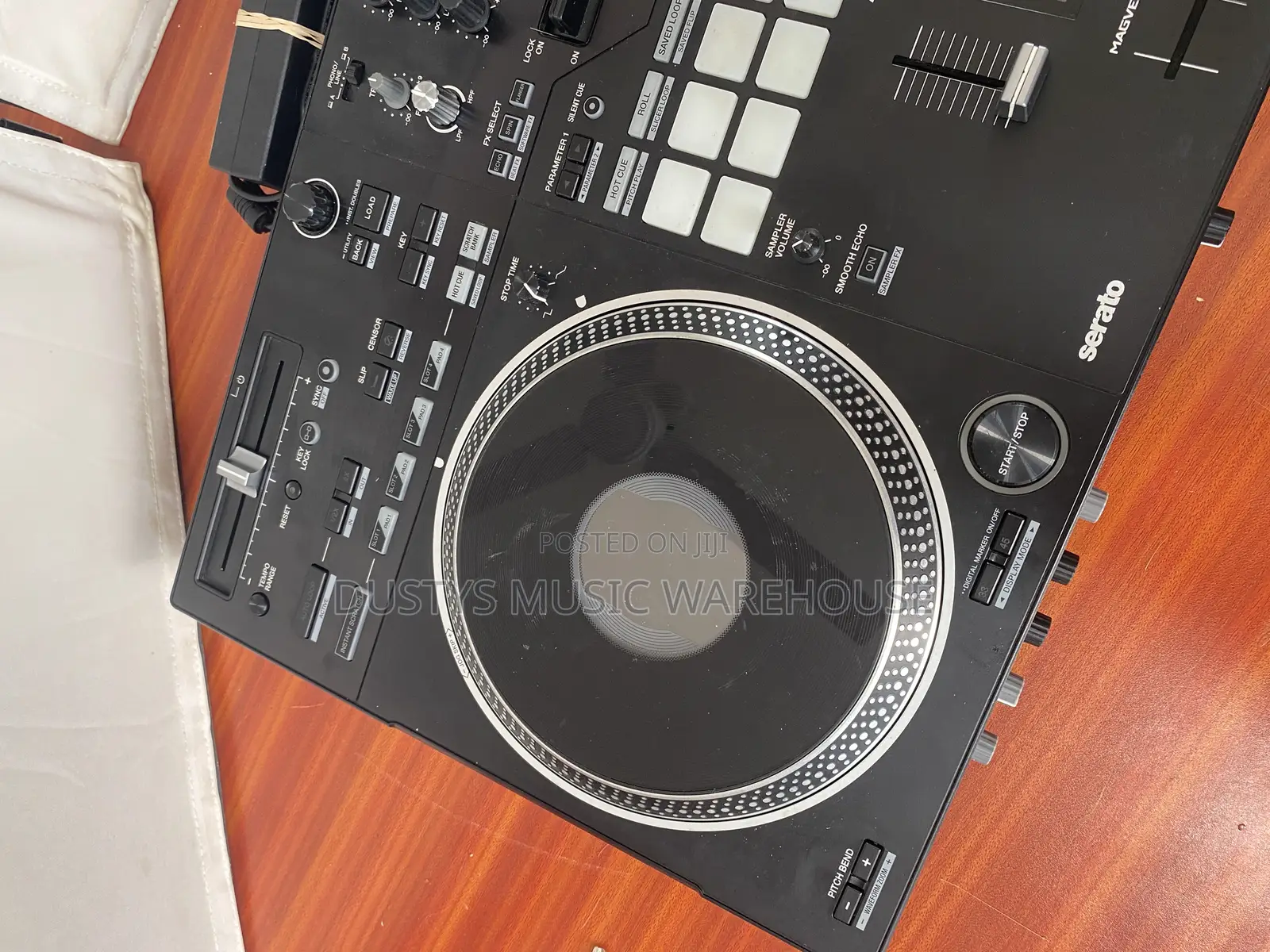Pioneer DDJ Rev 7 Controller