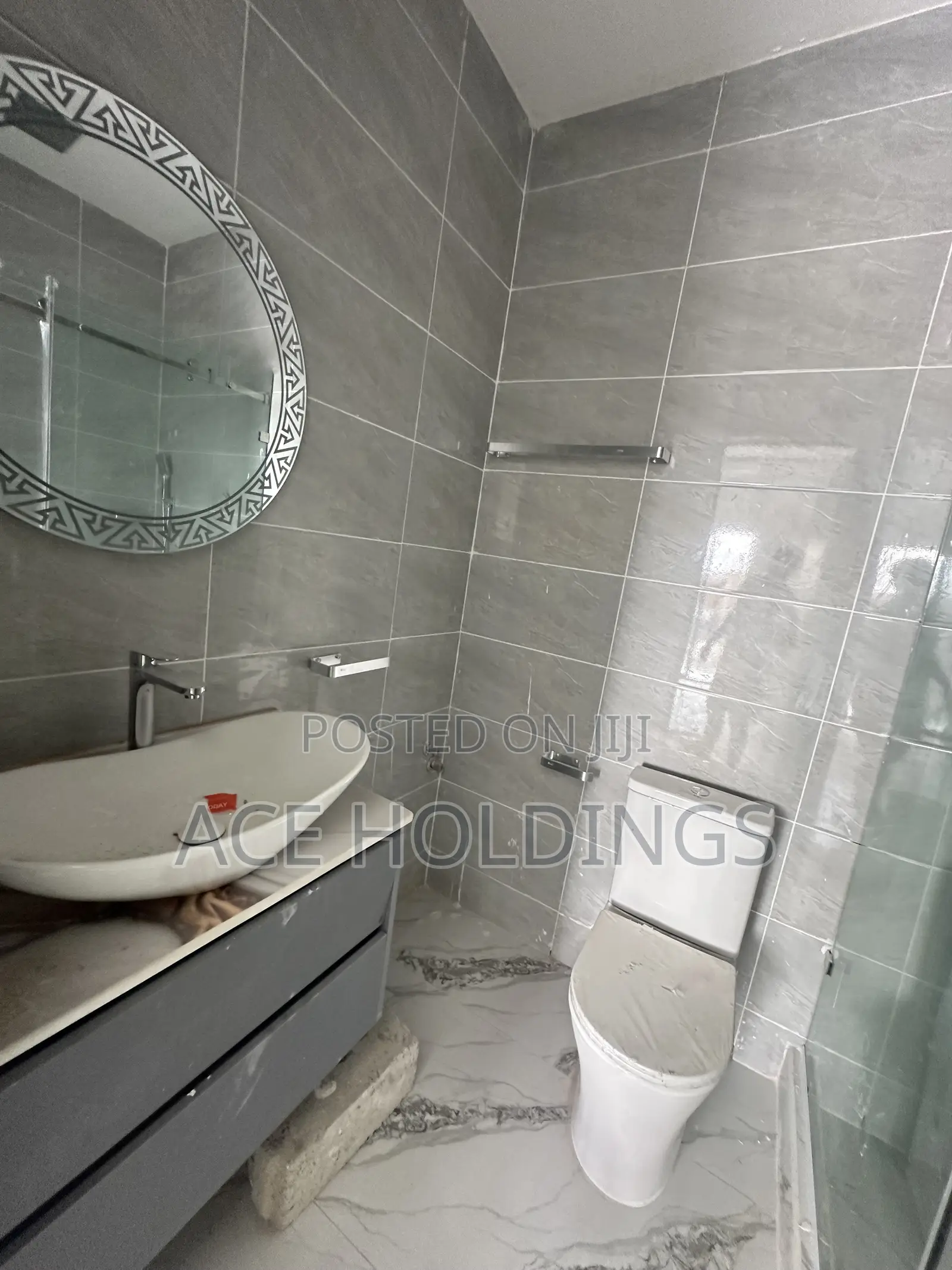 2bdrm Townhouse/Terrace in Nmai Dzorn, School Junction for sale