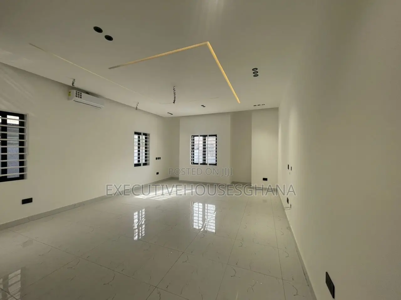 3bdrm House in Oyarifa for sale